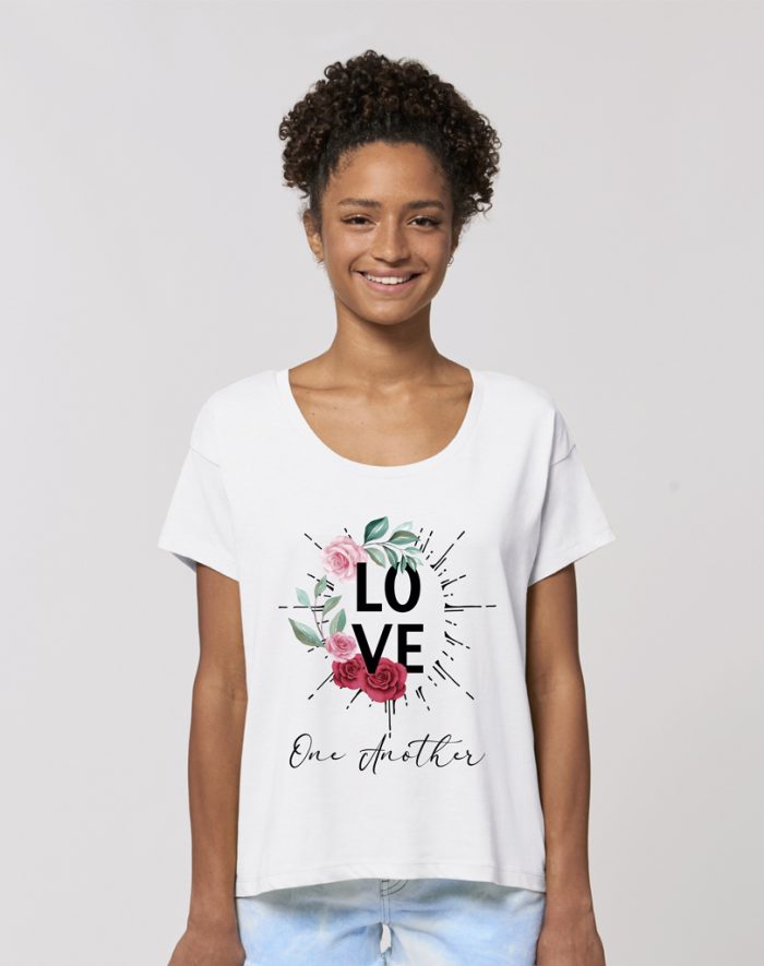 Camisetas sostenibles love one another